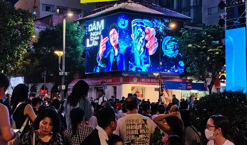 LCD Nguyễn Huệ – Quận 1